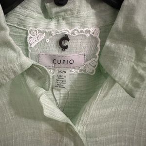 Green women’s button up